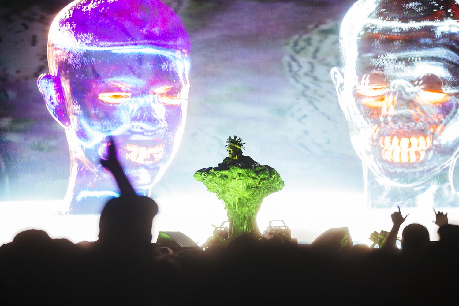 FLYING LOTUS — LAYER³ > HYPERCUBE > 3D LIVE